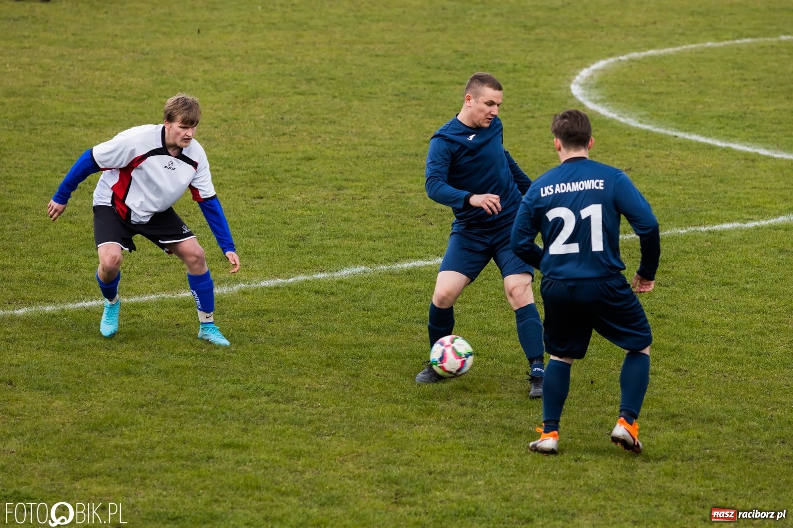 Zdjęcie w galerii na portalu naszraciborz.pl: Lokomotywa z Tuwima wróciła na właściwe tory [FOTO] wiadomości z regionu