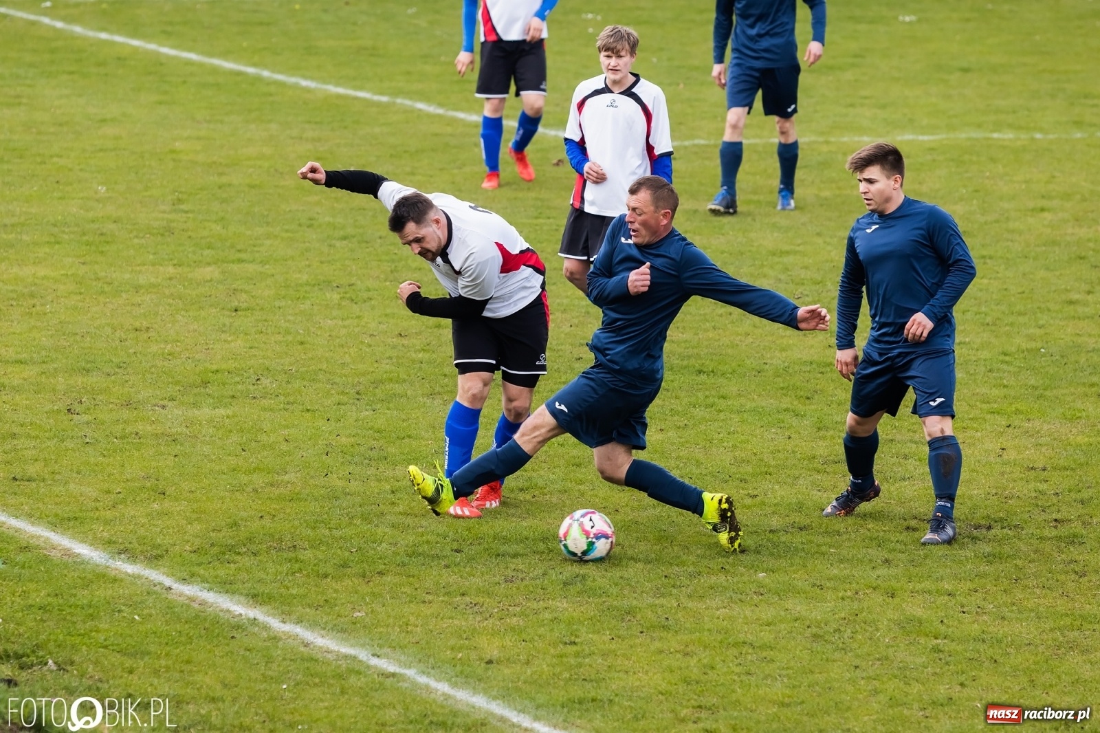 Zdjęcie w galerii na portalu naszraciborz.pl: Lokomotywa z Tuwima wróciła na właściwe tory [FOTO] wiadomości z regionu
