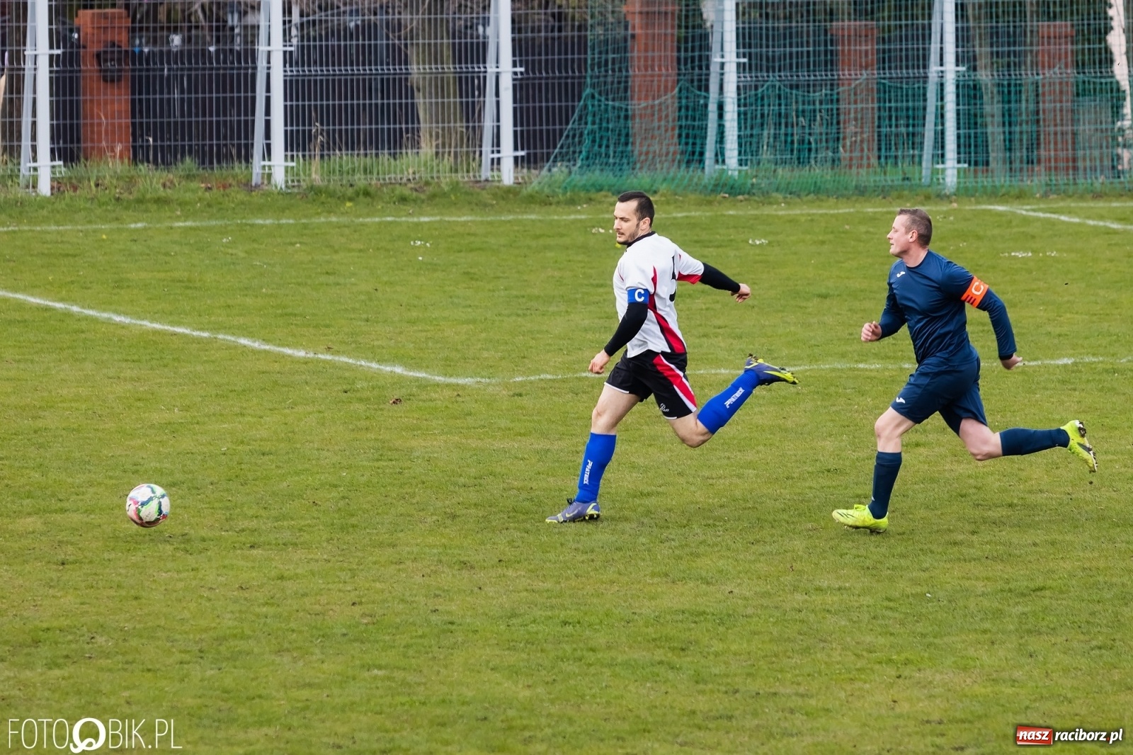 Zdjęcie w galerii na portalu naszraciborz.pl: Lokomotywa z Tuwima wróciła na właściwe tory [FOTO] wiadomości z regionu