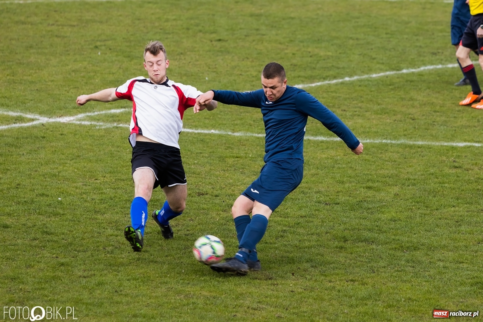 Zdjęcie w galerii na portalu naszraciborz.pl: Lokomotywa z Tuwima wróciła na właściwe tory [FOTO] wiadomości z regionu