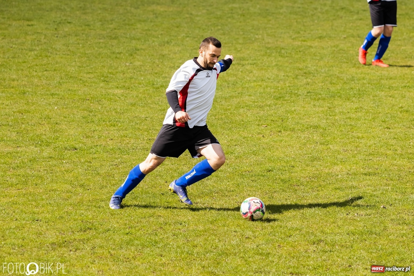 Zdjęcie w galerii na portalu naszraciborz.pl: Lokomotywa z Tuwima wróciła na właściwe tory [FOTO] wiadomości z regionu