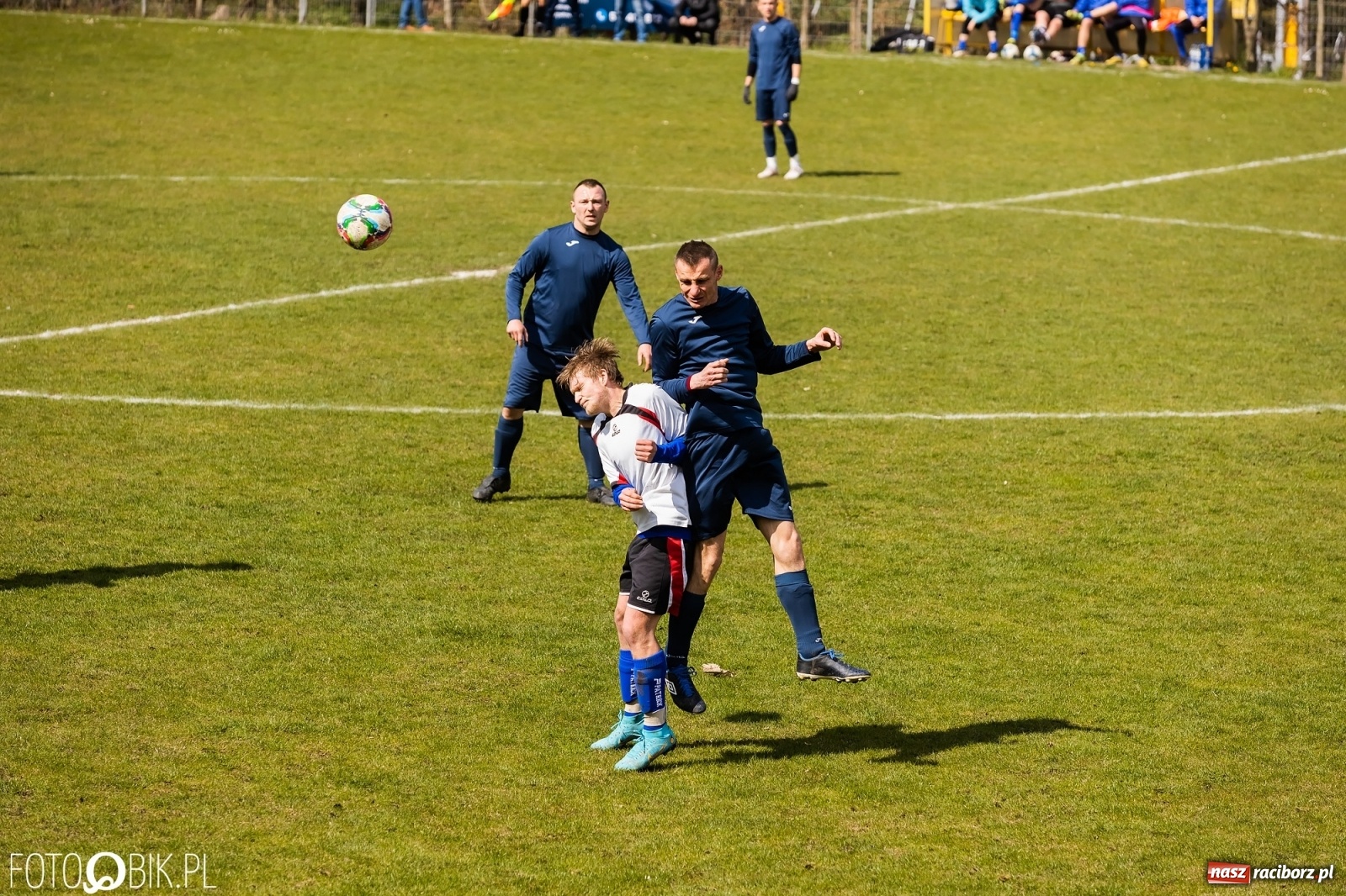 Zdjęcie w galerii na portalu naszraciborz.pl: Lokomotywa z Tuwima wróciła na właściwe tory [FOTO] wiadomości z regionu
