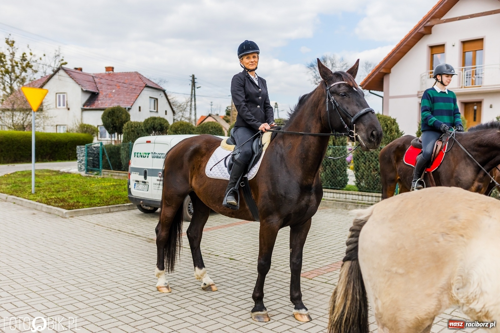 Zdjęcie w galerii na portalu naszraciborz.pl: Wielkanocna procesja konna w parafii Zawada Książęca [FOTO i WIDEO] wiadomości z regionu