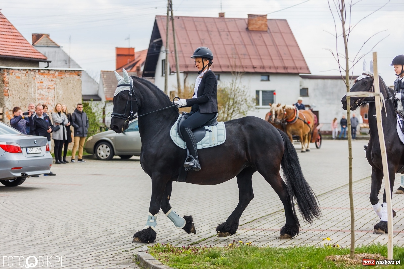 Zdjęcie w galerii na portalu naszraciborz.pl: Wielkanocna procesja konna w parafii Zawada Książęca [FOTO i WIDEO] wiadomości z regionu