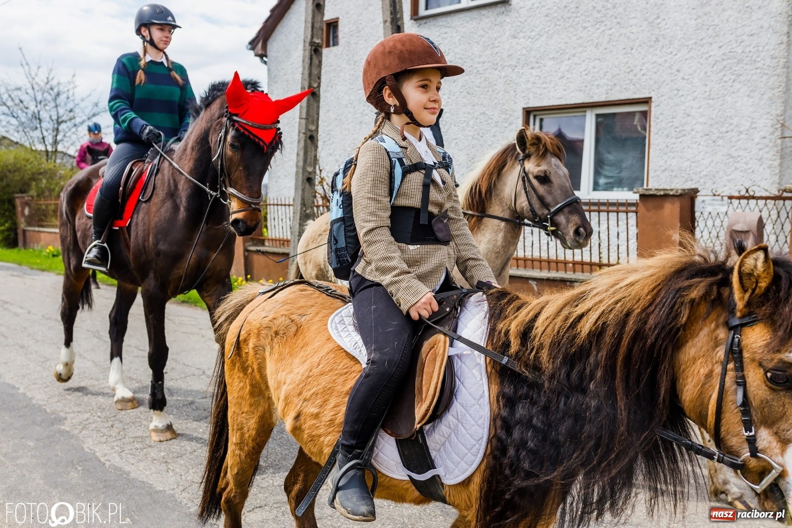 Zdjęcie w galerii na portalu naszraciborz.pl: Wielkanocna procesja konna w parafii Zawada Książęca [FOTO i WIDEO] wiadomości z regionu