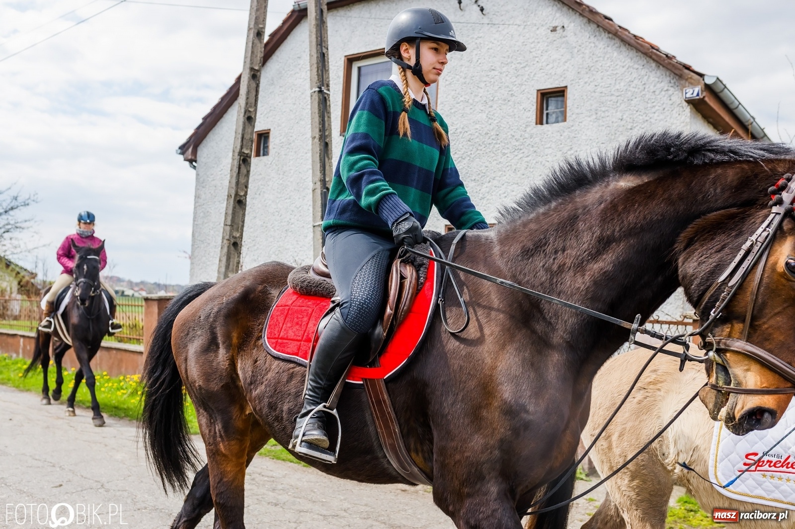 Zdjęcie w galerii na portalu naszraciborz.pl: Wielkanocna procesja konna w parafii Zawada Książęca [FOTO i WIDEO] wiadomości z regionu