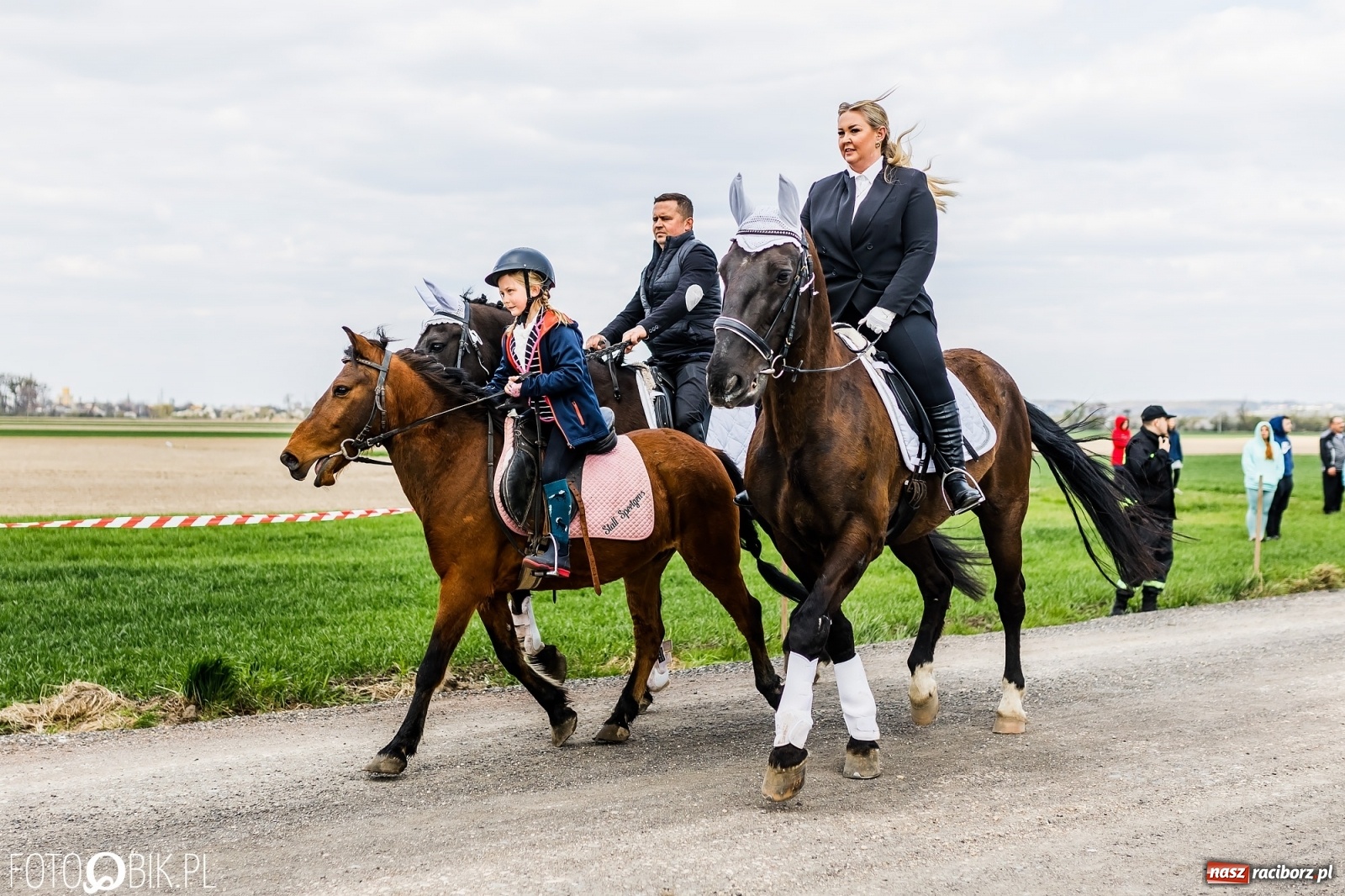 Zdjęcie w galerii na portalu naszraciborz.pl: Sudolskie ściganie na koniec rajtowania. Doszło do upadku [FOTO i WIDEO] wiadomości z regionu