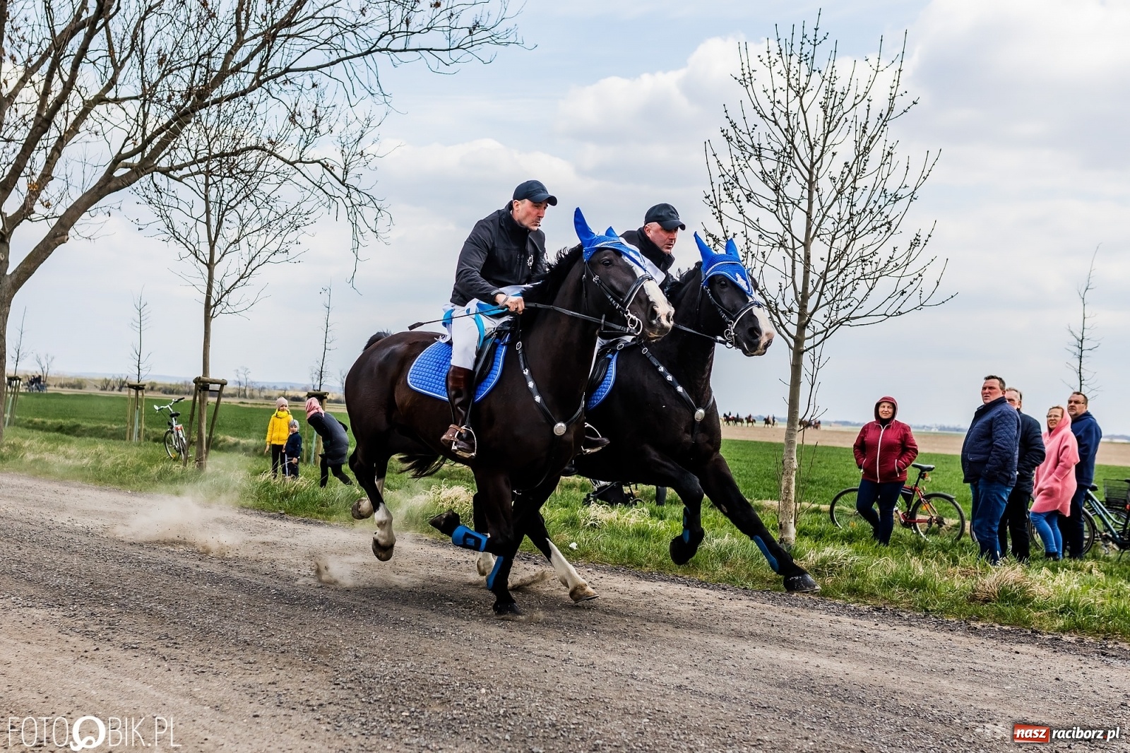 Zdjęcie w galerii na portalu naszraciborz.pl: Sudolskie ściganie na koniec rajtowania. Doszło do upadku [FOTO i WIDEO] wiadomości z regionu