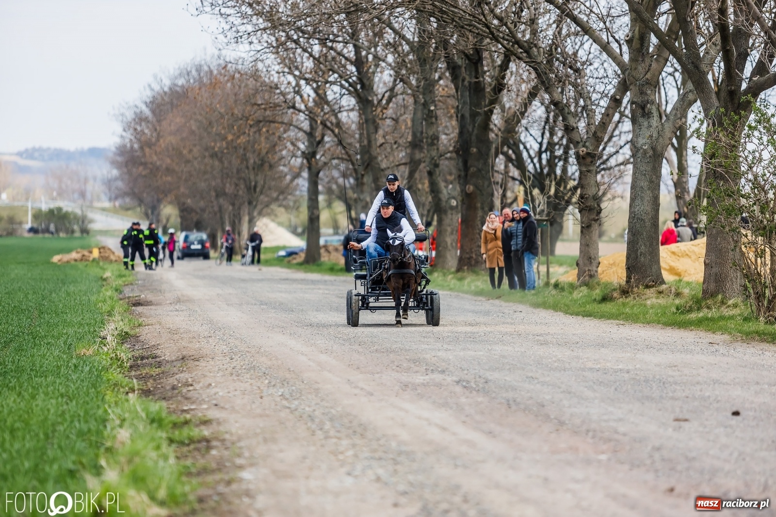 Zdjęcie w galerii na portalu naszraciborz.pl: Sudolskie ściganie na koniec rajtowania. Doszło do upadku [FOTO i WIDEO] wiadomości z regionu
