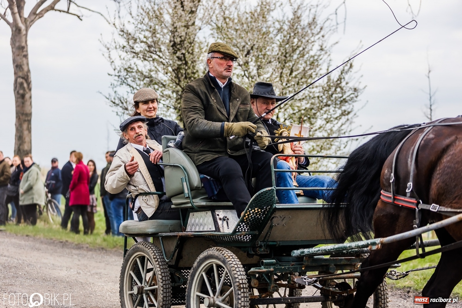 Zdjęcie w galerii na portalu naszraciborz.pl: Sudolskie ściganie na koniec rajtowania. Doszło do upadku [FOTO i WIDEO] wiadomości z regionu
