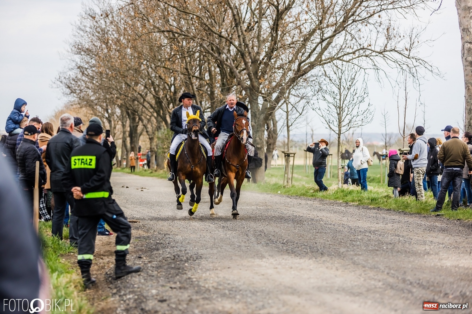 Zdjęcie w galerii na portalu naszraciborz.pl: Sudolskie ściganie na koniec rajtowania. Doszło do upadku [FOTO i WIDEO] wiadomości z regionu