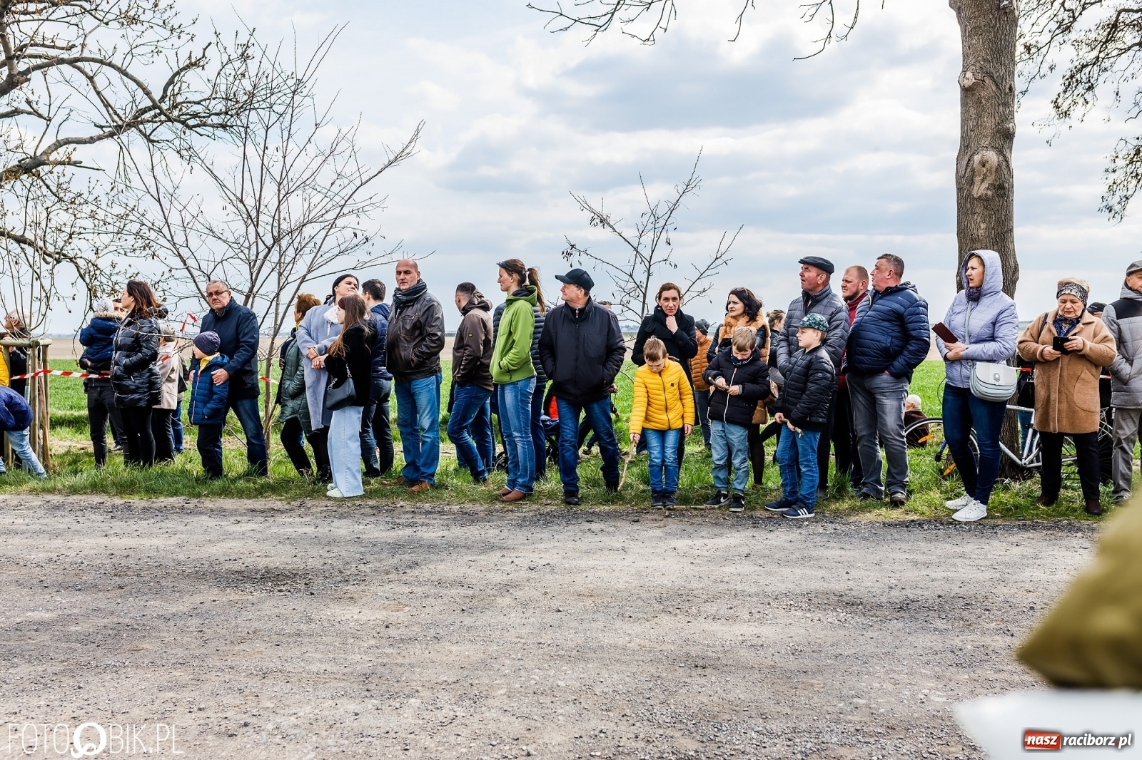Zdjęcie w galerii na portalu naszraciborz.pl: Sudolskie ściganie na koniec rajtowania. Doszło do upadku [FOTO i WIDEO] wiadomości z regionu