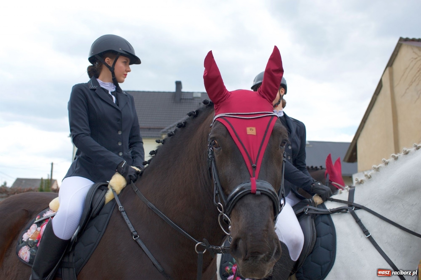 Zdjęcie w galerii na portalu naszraciborz.pl: Procesja konna w Pietrowicach Wielkich [FOTO i WIDEO] wiadomości z regionu