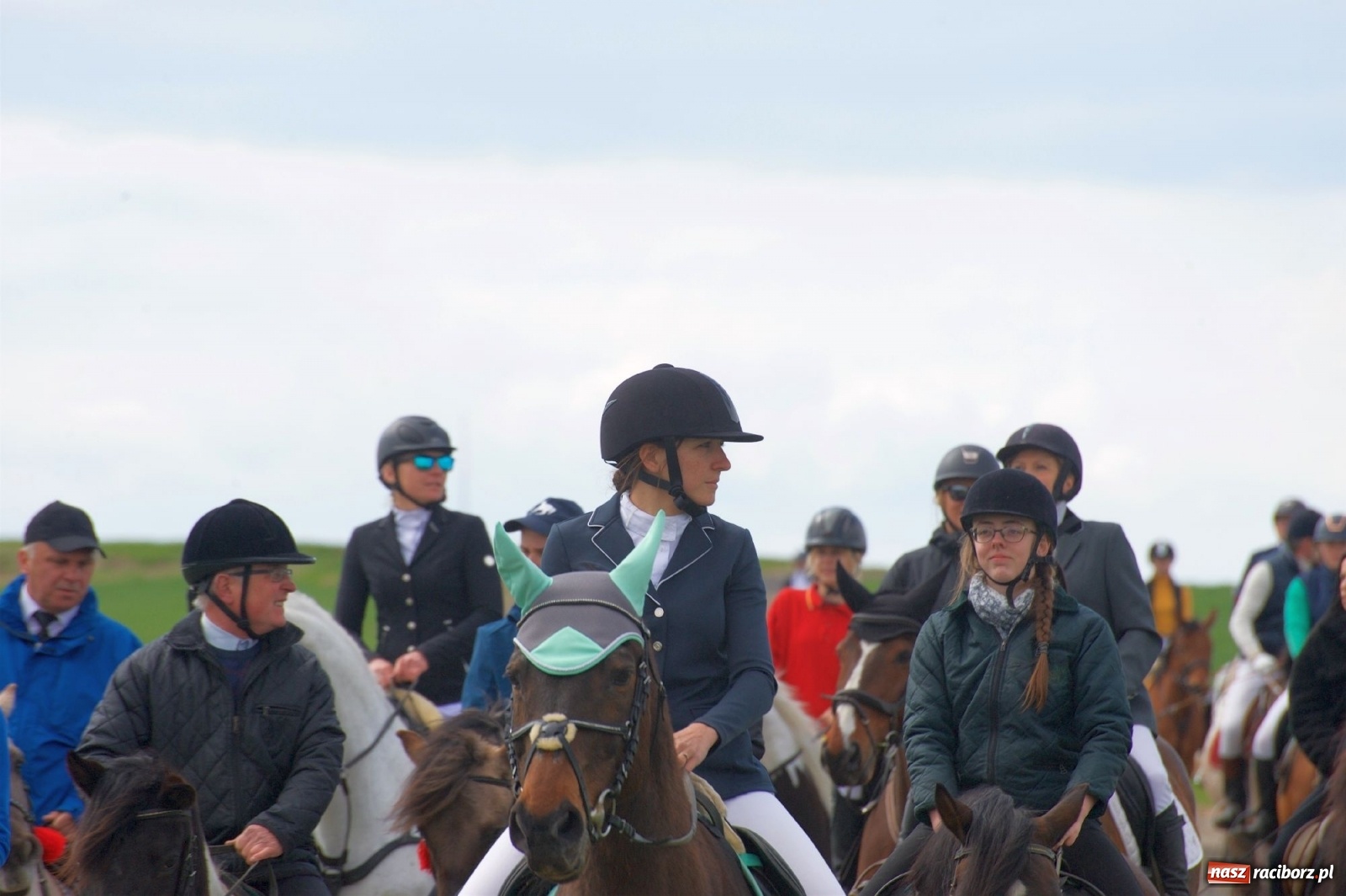 Zdjęcie w galerii na portalu naszraciborz.pl: Procesja konna w Bieńkowicach [FOTO i WIDEO] wiadomości z regionu