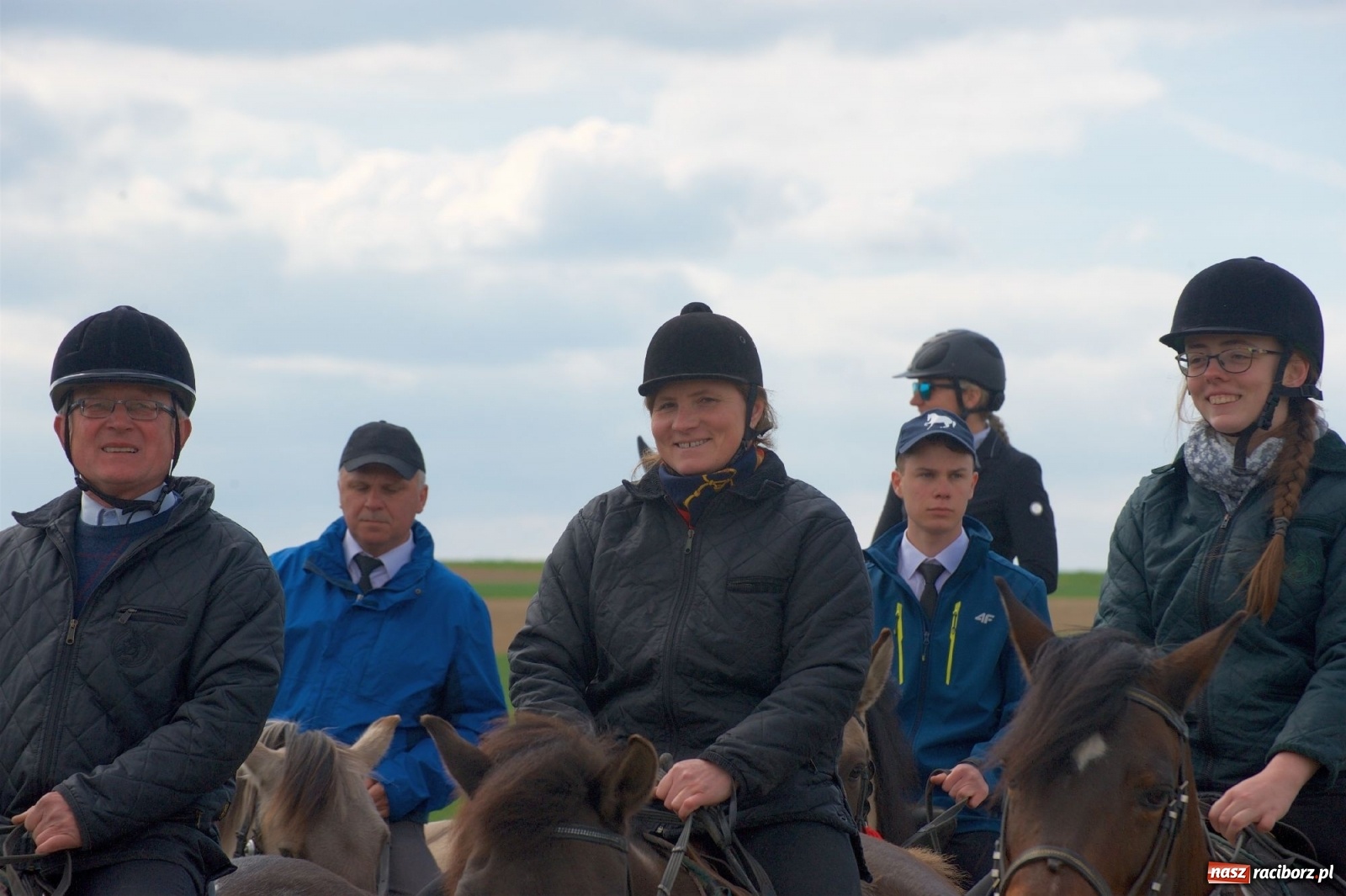 Zdjęcie w galerii na portalu naszraciborz.pl: Procesja konna w Bieńkowicach [FOTO i WIDEO] wiadomości z regionu