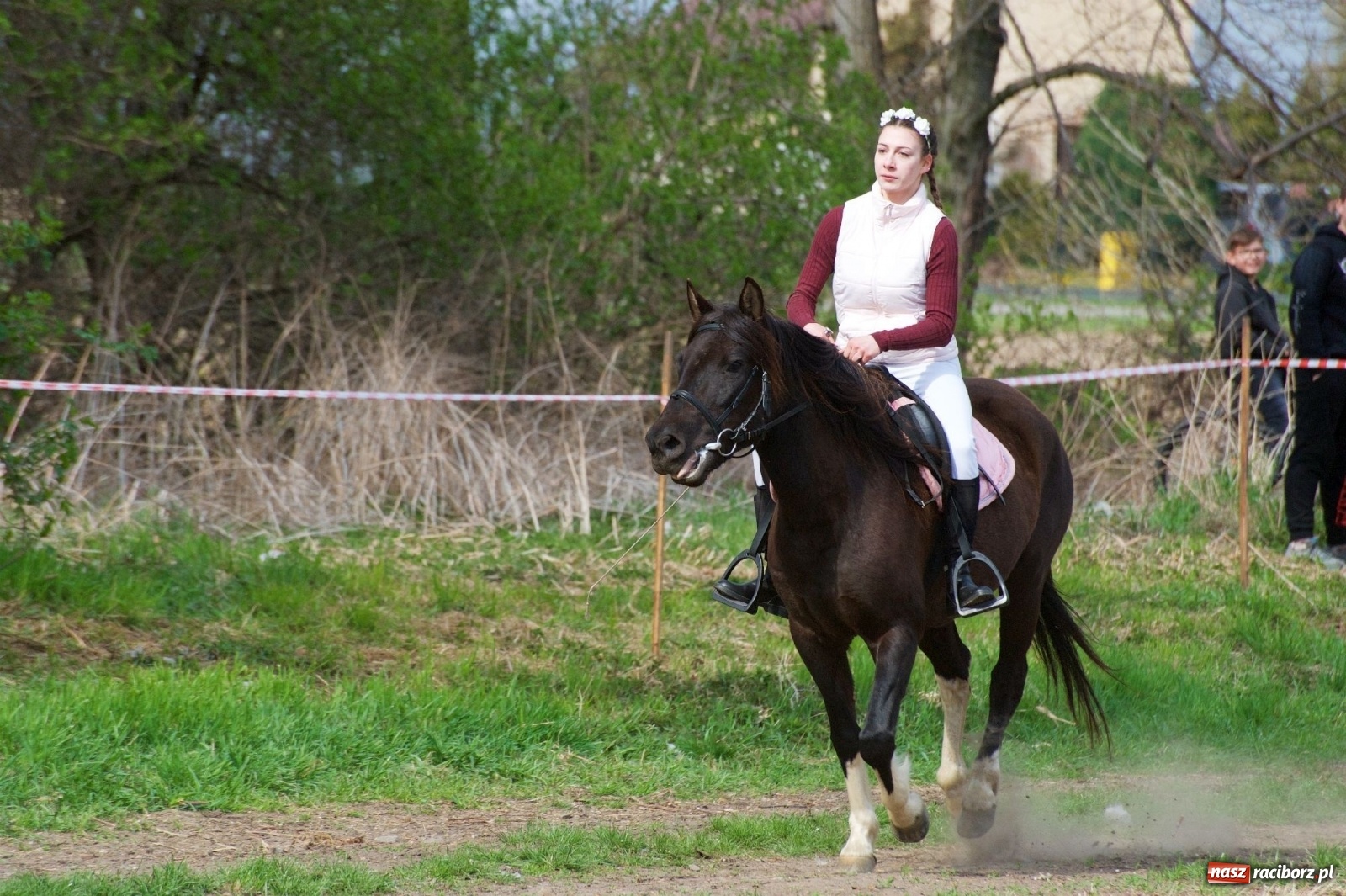 Zdjęcie w galerii na portalu naszraciborz.pl: Procesja konna w Bieńkowicach [FOTO i WIDEO] wiadomości z regionu