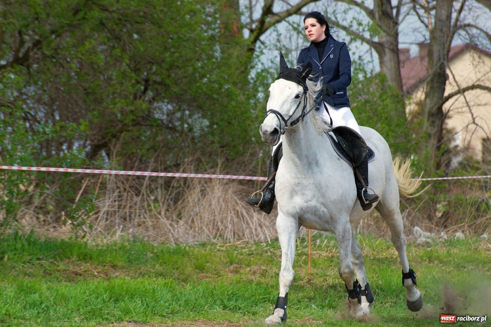 Zdjęcie w galerii na portalu naszraciborz.pl: Procesja konna w Bieńkowicach [FOTO i WIDEO] wiadomości z regionu