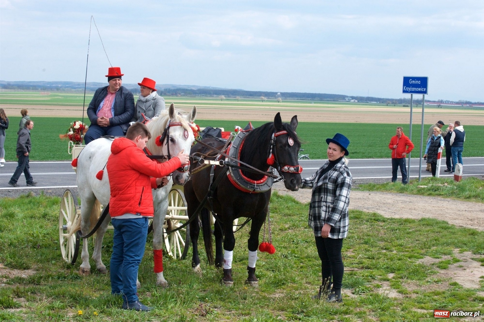 Zdjęcie w galerii na portalu naszraciborz.pl: Procesja konna w Raciborzu-Sudole [FOTO i WIDEO] wiadomości z regionu