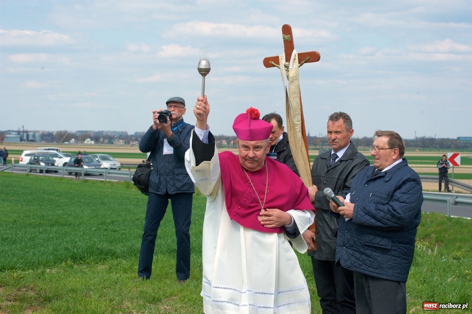 Zdjęcie w galerii na portalu naszraciborz.pl: Procesja konna w Raciborzu-Sudole [FOTO i WIDEO] wiadomości z regionu