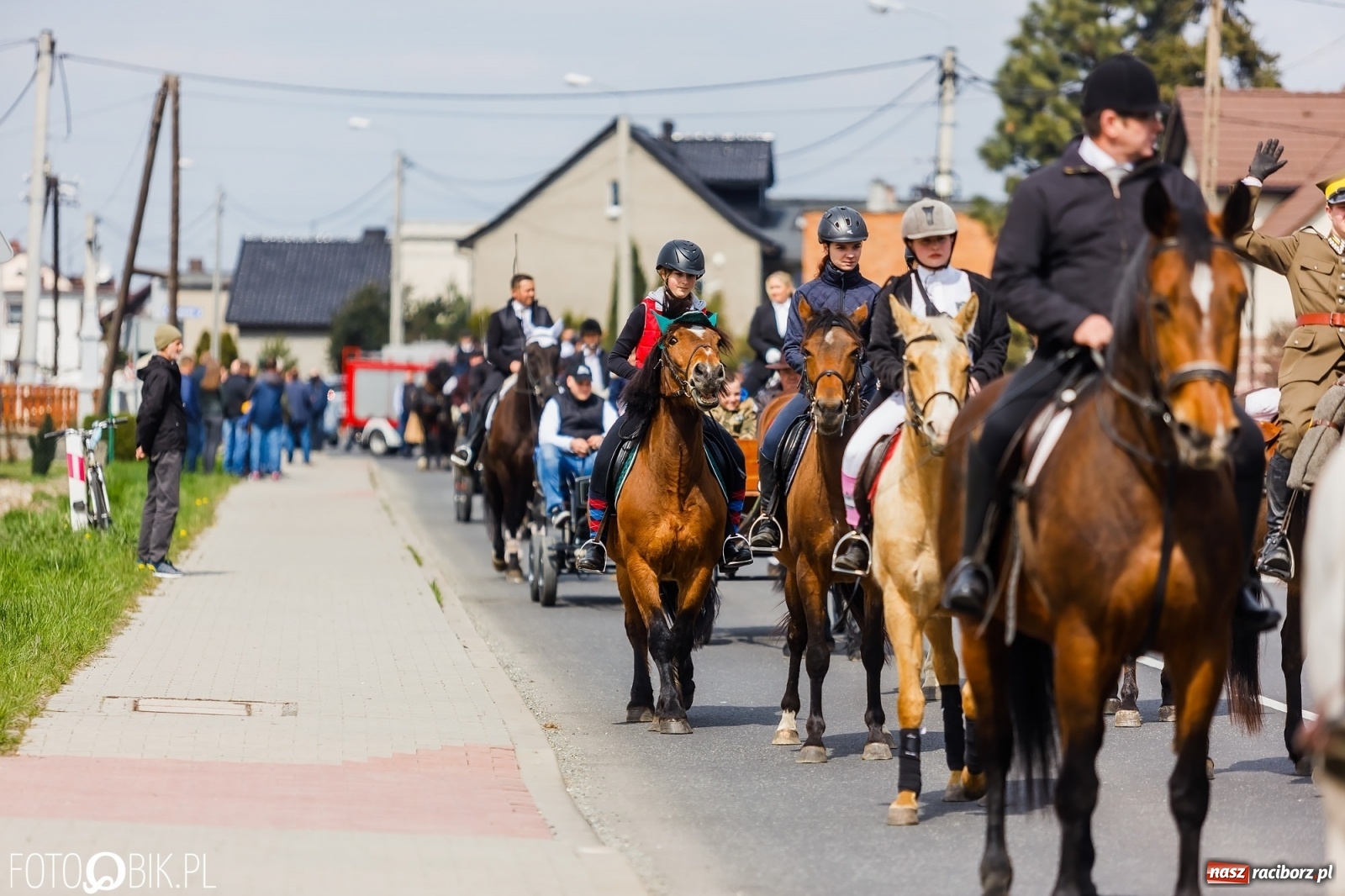 Zdjęcie w galerii na portalu naszraciborz.pl: Procesja konna w Raciborzu-Sudole [FOTO i WIDEO] wiadomości z regionu