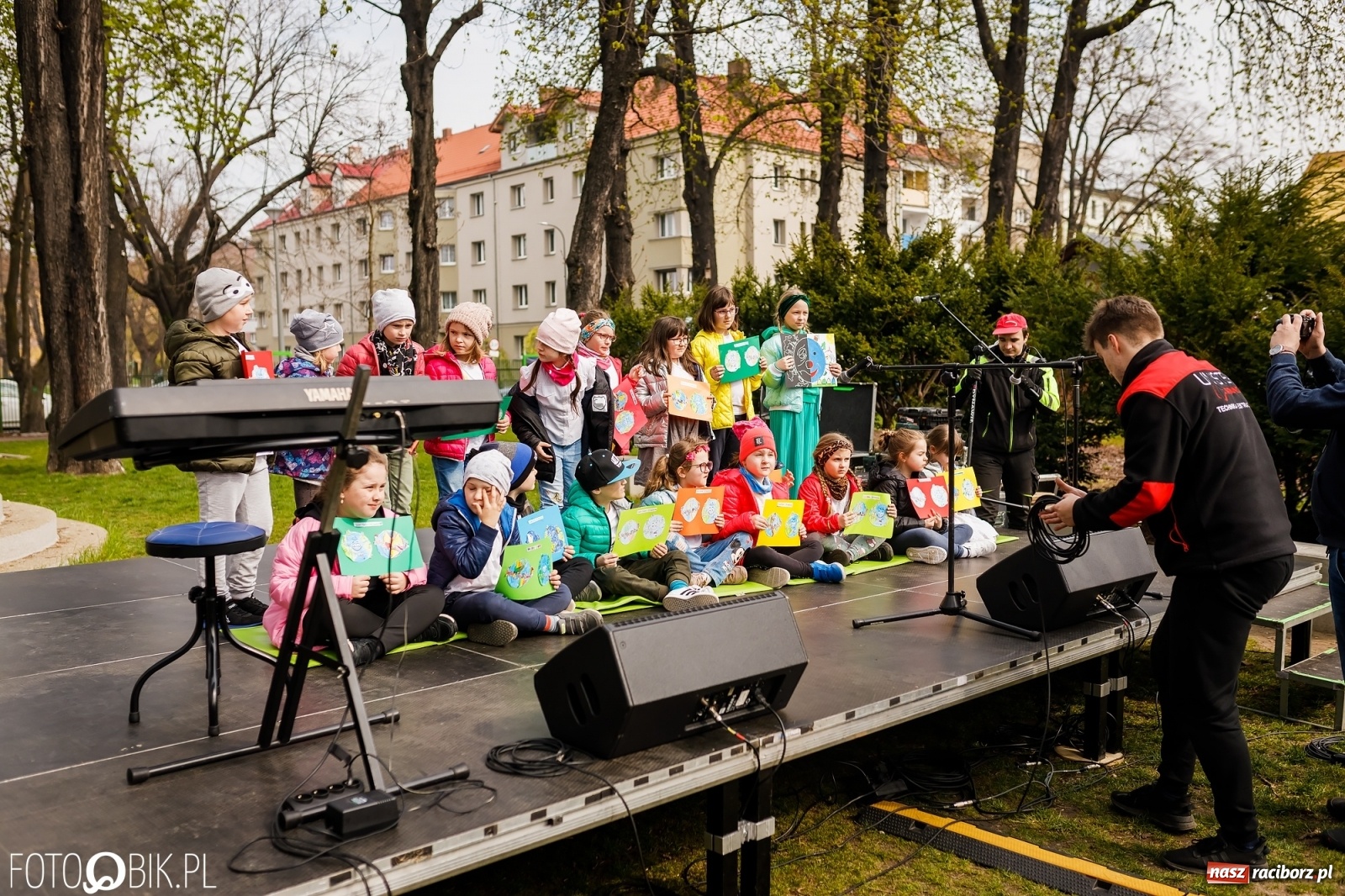Zdjęcie w galerii na portalu naszraciborz.pl: Dzień Ziemi w Ogródku Jordanowskim przepełniony atrakcjami wiadomości z regionu