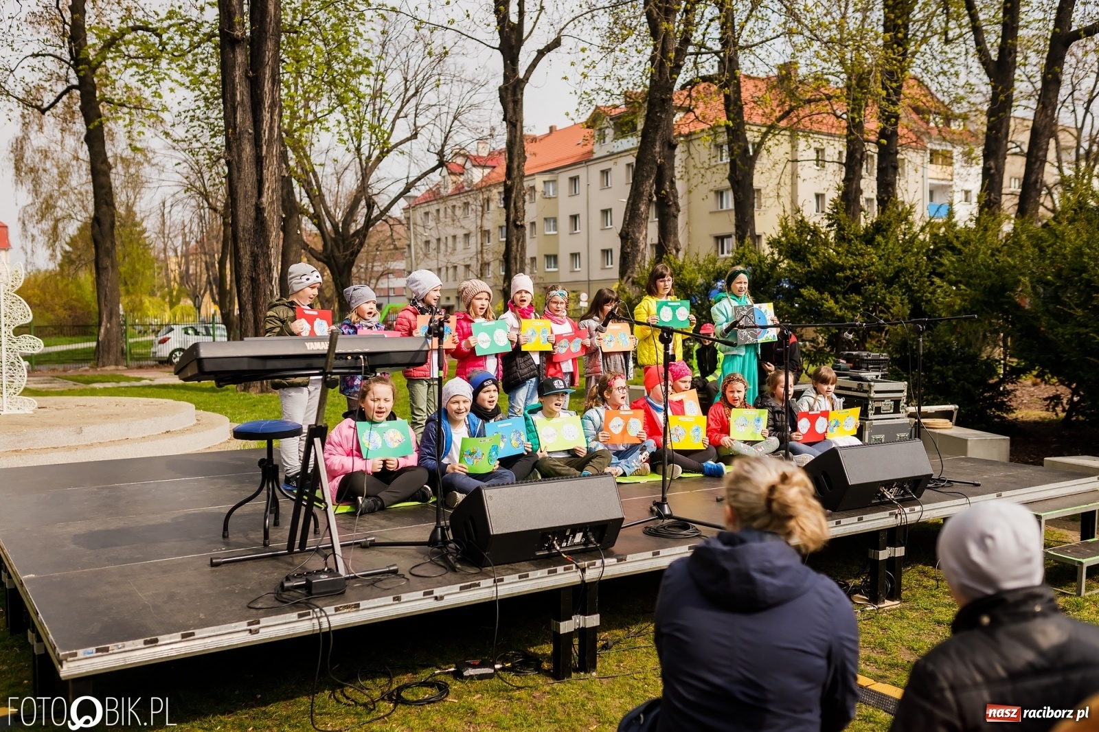 Zdjęcie w galerii na portalu naszraciborz.pl: Dzień Ziemi w Ogródku Jordanowskim przepełniony atrakcjami wiadomości z regionu