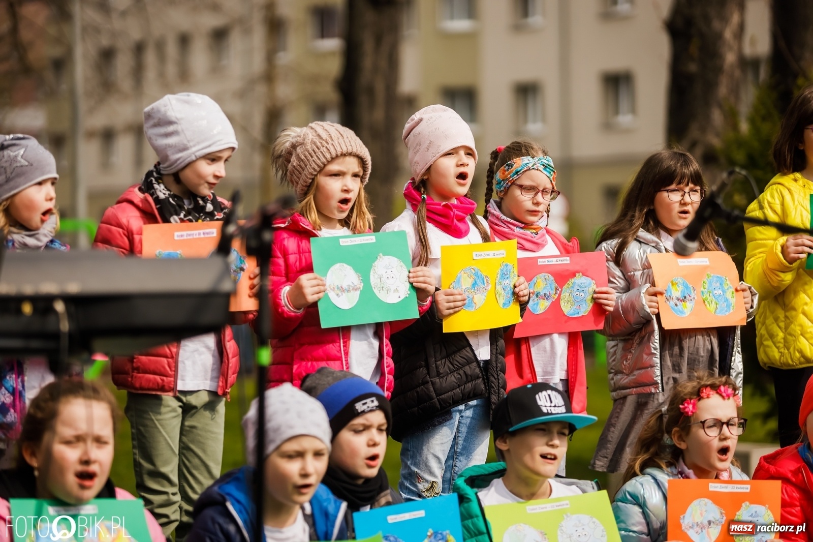 Zdjęcie w galerii na portalu naszraciborz.pl: Dzień Ziemi w Ogródku Jordanowskim przepełniony atrakcjami wiadomości z regionu