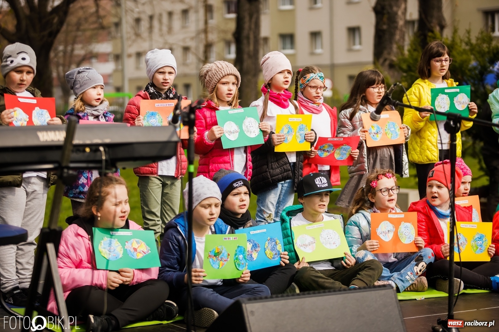 Zdjęcie w galerii na portalu naszraciborz.pl: Dzień Ziemi w Ogródku Jordanowskim przepełniony atrakcjami wiadomości z regionu