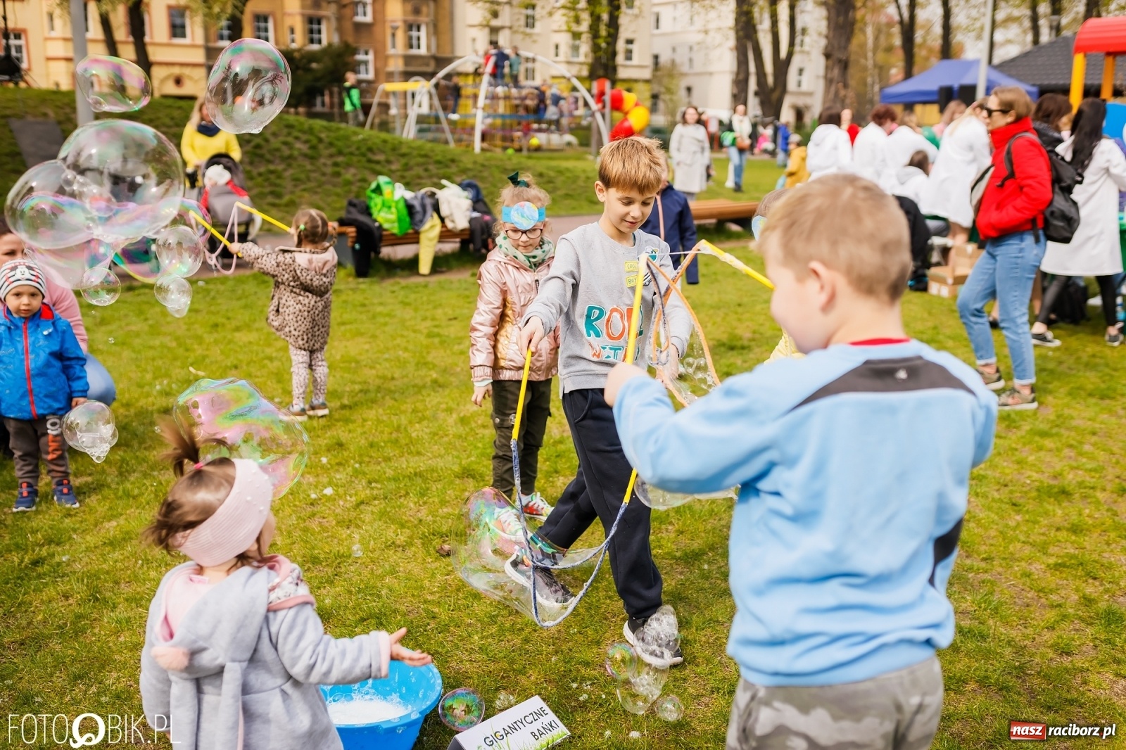 Zdjęcie w galerii na portalu naszraciborz.pl: Dzień Ziemi w Ogródku Jordanowskim przepełniony atrakcjami wiadomości z regionu