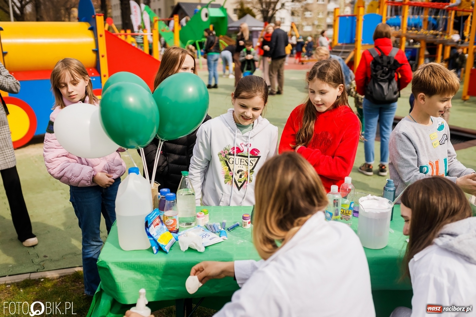 Zdjęcie w galerii na portalu naszraciborz.pl: Dzień Ziemi w Ogródku Jordanowskim przepełniony atrakcjami wiadomości z regionu