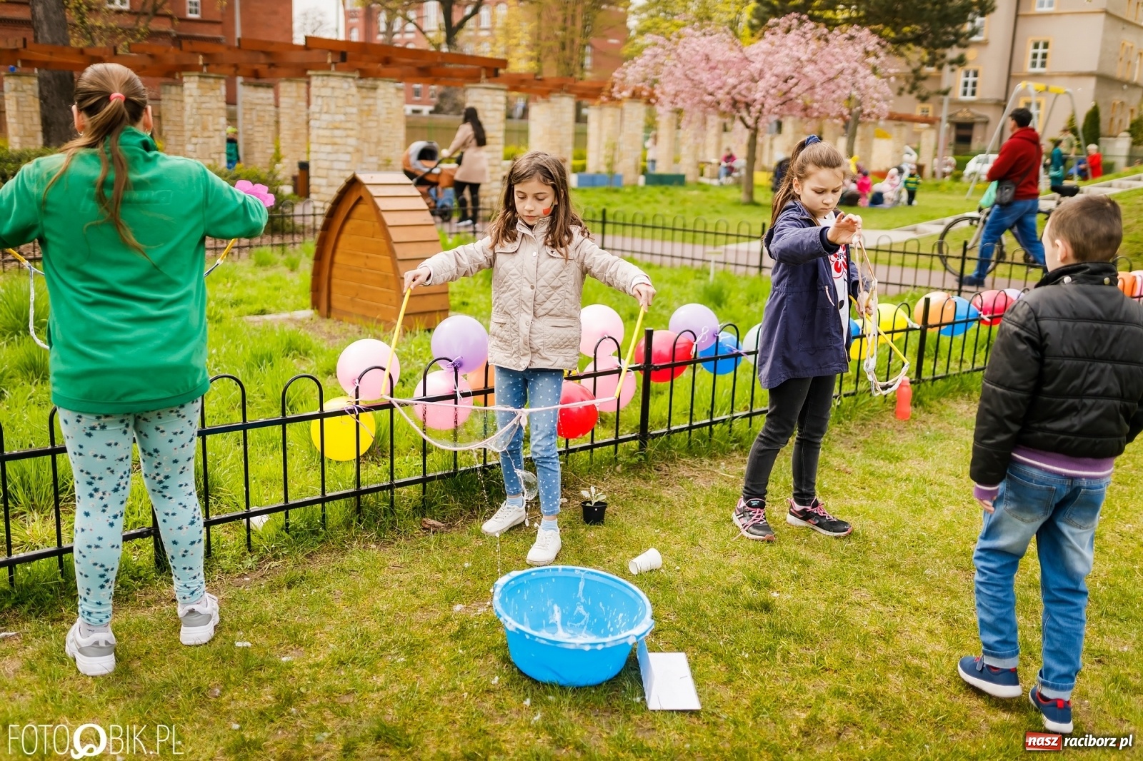 Zdjęcie w galerii na portalu naszraciborz.pl: Dzień Ziemi w Ogródku Jordanowskim przepełniony atrakcjami wiadomości z regionu