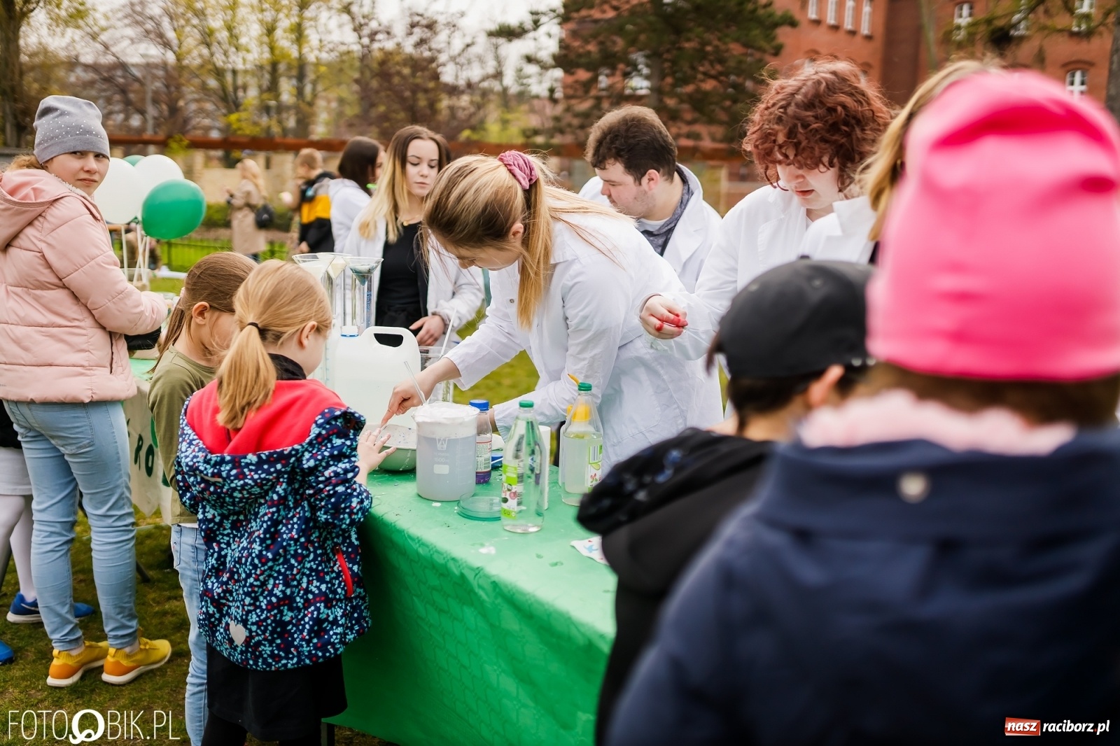 Zdjęcie w galerii na portalu naszraciborz.pl: Dzień Ziemi w Ogródku Jordanowskim przepełniony atrakcjami wiadomości z regionu