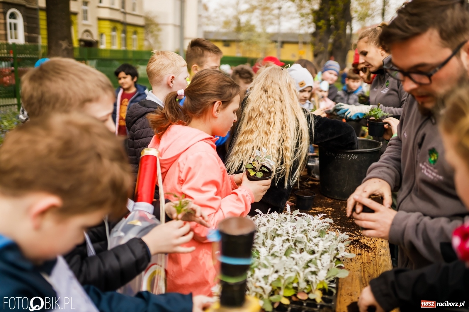 Zdjęcie w galerii na portalu naszraciborz.pl: Dzień Ziemi w Ogródku Jordanowskim przepełniony atrakcjami wiadomości z regionu