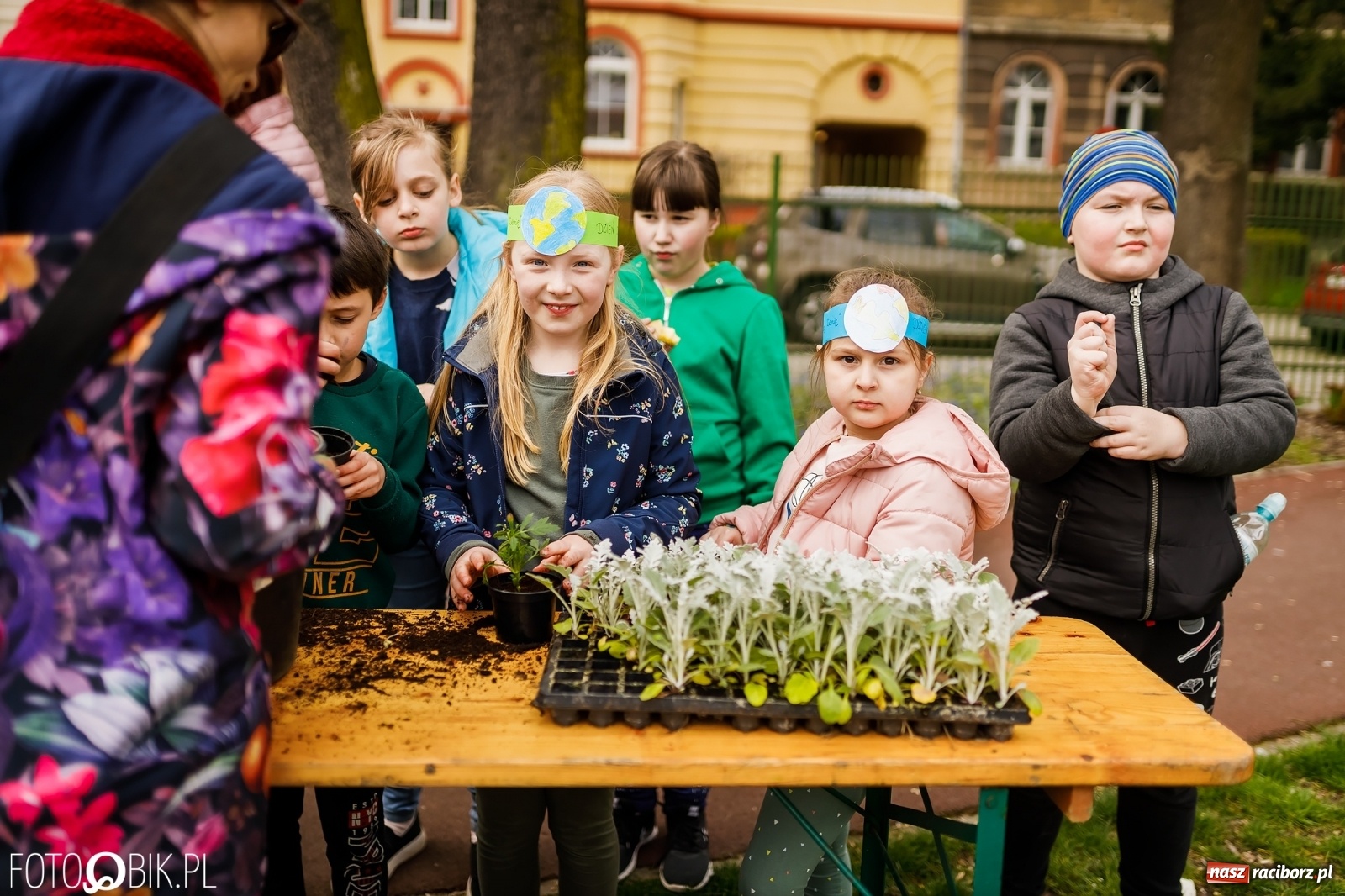 Zdjęcie w galerii na portalu naszraciborz.pl: Dzień Ziemi w Ogródku Jordanowskim przepełniony atrakcjami wiadomości z regionu