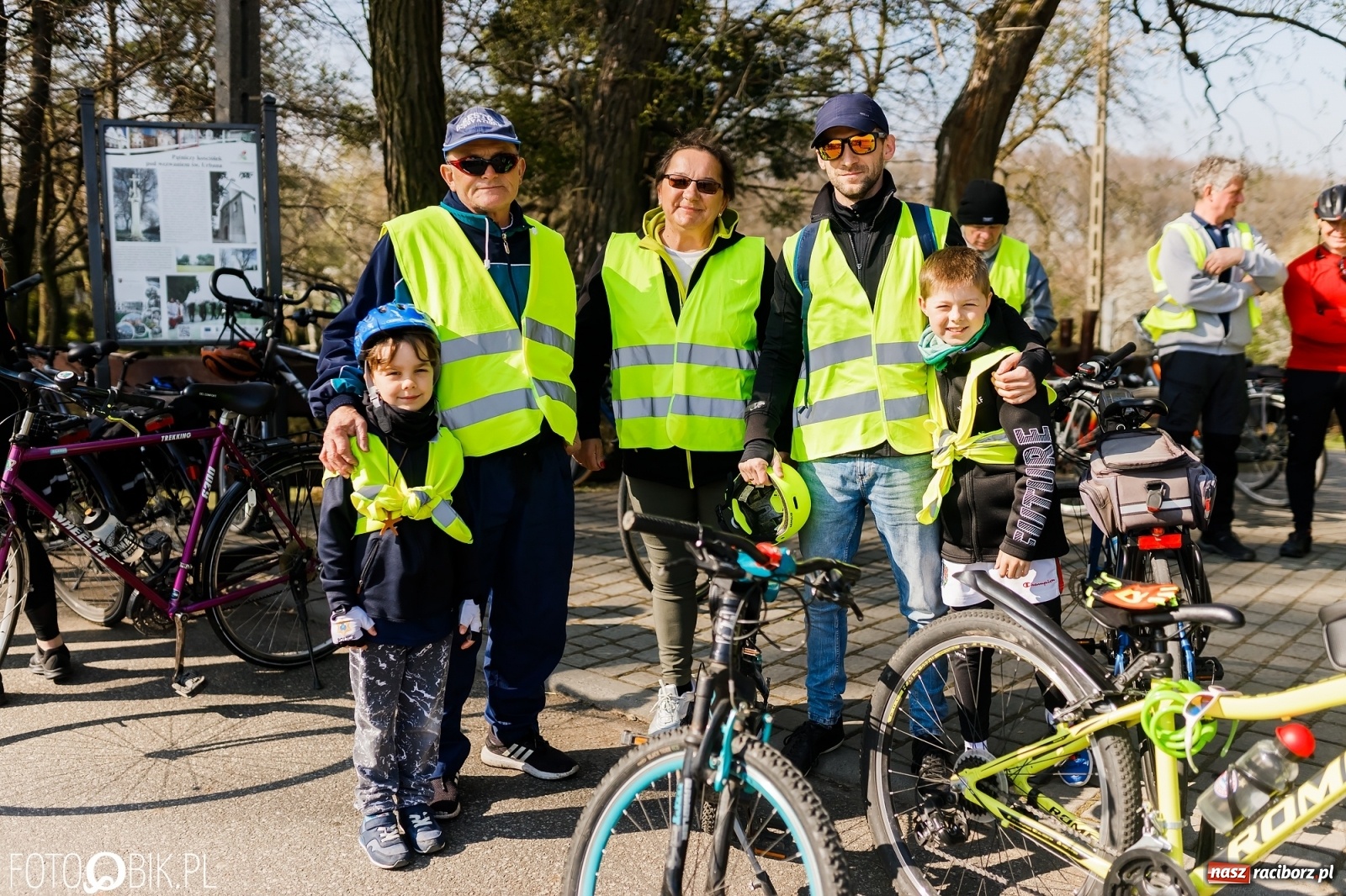 Zdjęcie w galerii na portalu naszraciborz.pl: Wiosna radosna. Rajd rowerowy przez Gminę Krzyżanowice wiadomości z regionu