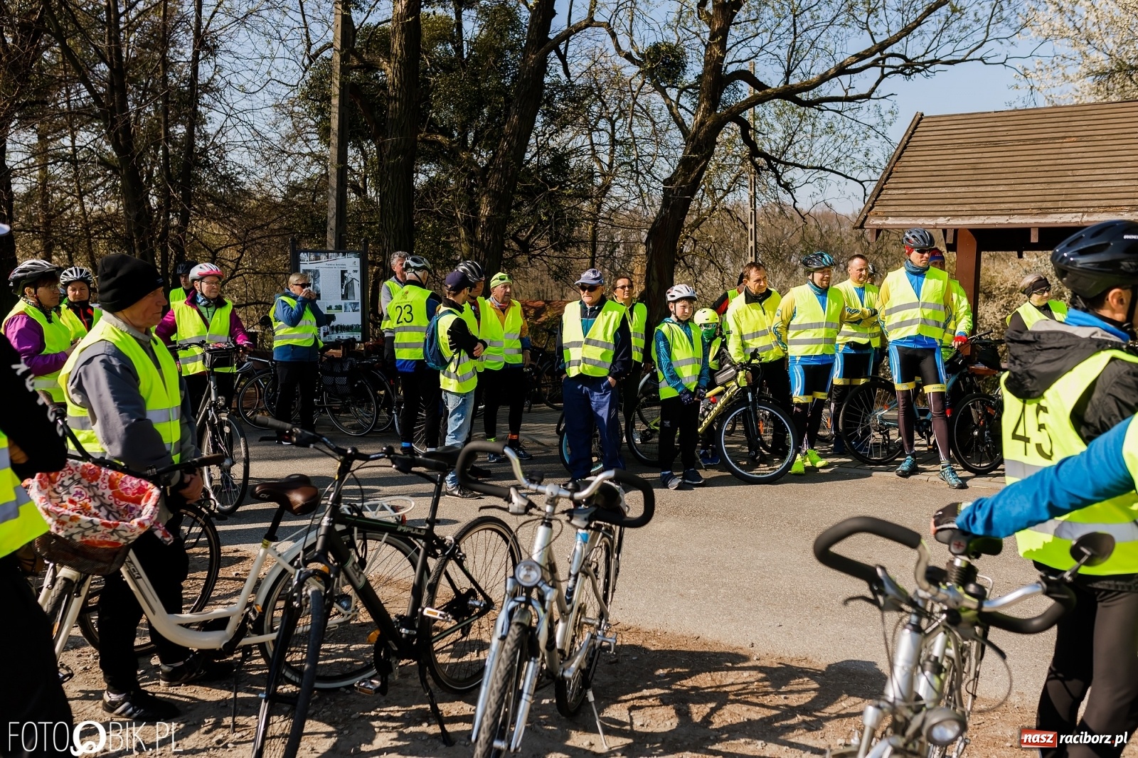 Zdjęcie w galerii na portalu naszraciborz.pl: Wiosna radosna. Rajd rowerowy przez Gminę Krzyżanowice wiadomości z regionu