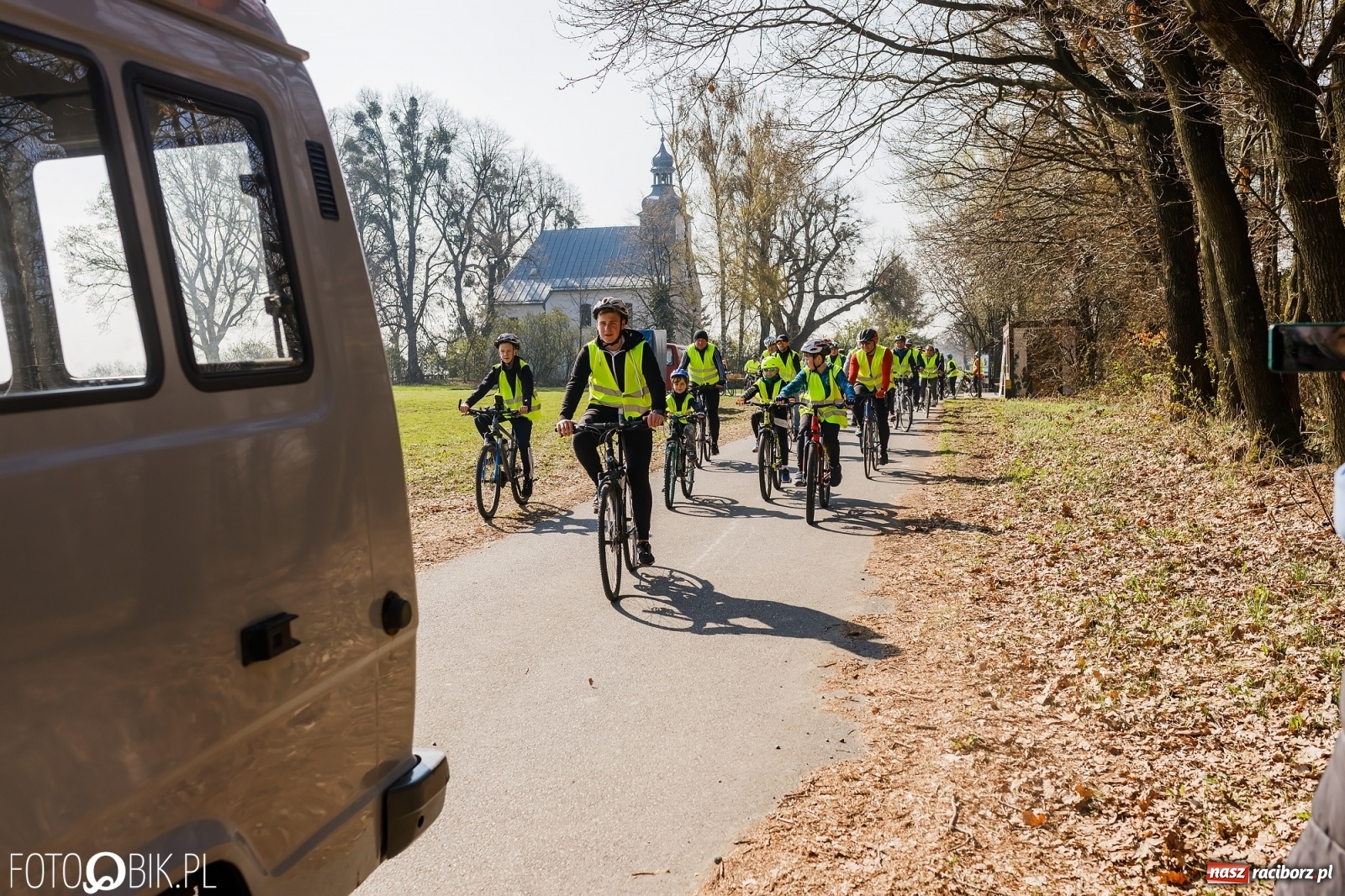 Zdjęcie w galerii na portalu naszraciborz.pl: Wiosna radosna. Rajd rowerowy przez Gminę Krzyżanowice wiadomości z regionu