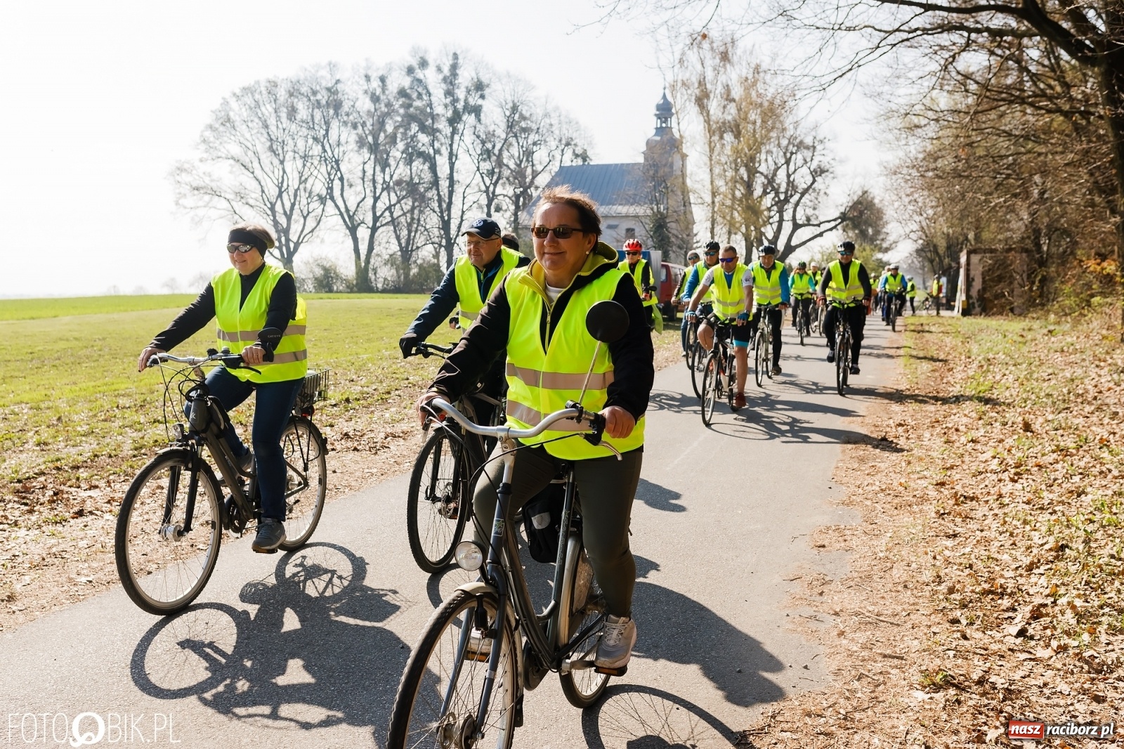 Zdjęcie w galerii na portalu naszraciborz.pl: Wiosna radosna. Rajd rowerowy przez Gminę Krzyżanowice wiadomości z regionu