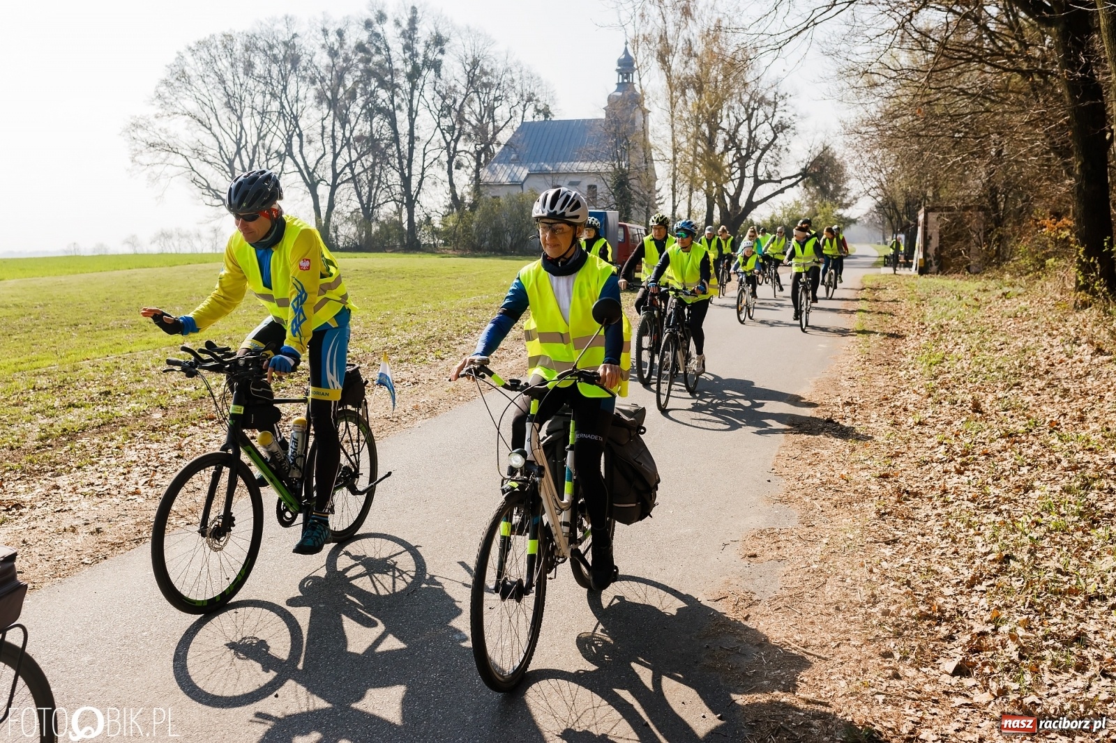 Zdjęcie w galerii na portalu naszraciborz.pl: Wiosna radosna. Rajd rowerowy przez Gminę Krzyżanowice wiadomości z regionu