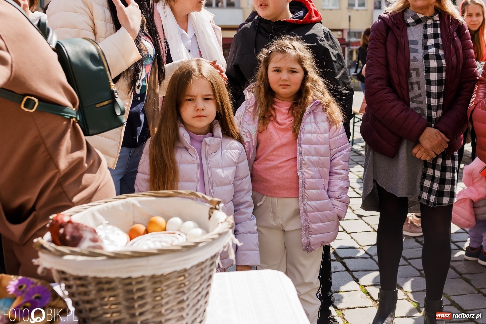Zdjęcie w galerii na portalu naszraciborz.pl: Ukraińskie śniadanie wielkanocne na raciborskim Rynku [FOTO i WIDEO] wiadomości z regionu