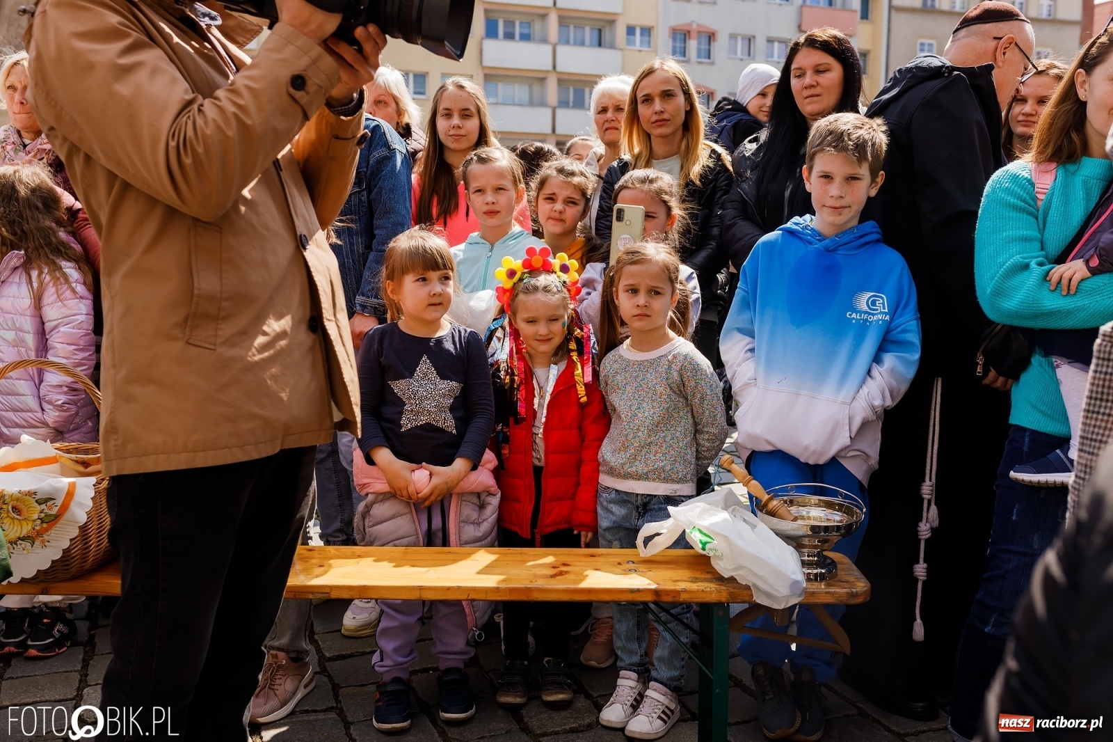 Zdjęcie w galerii na portalu naszraciborz.pl: Ukraińskie śniadanie wielkanocne na raciborskim Rynku [FOTO i WIDEO] wiadomości z regionu