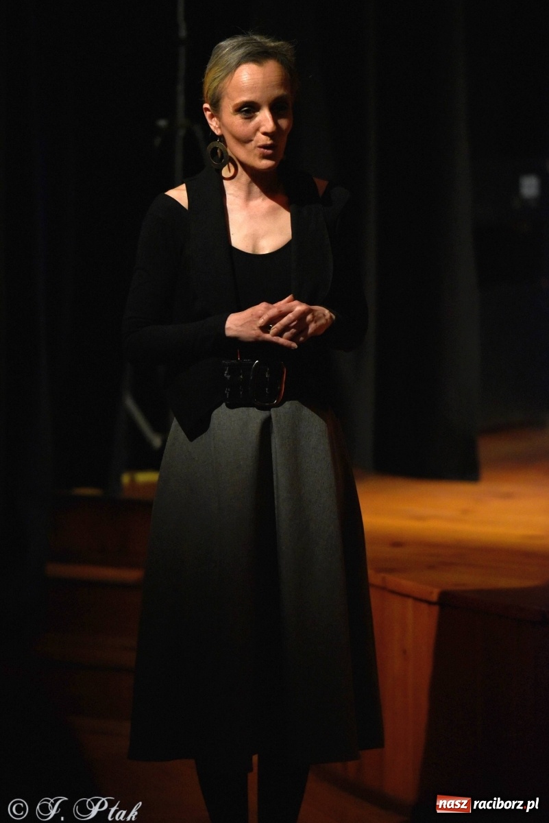 Zdjęcie w galerii na portalu naszraciborz.pl: Podium dla dwóch raciborzanek. 67. Ogólnopolski Konkurs Recytatorski w Strzesze wiadomości z regionu