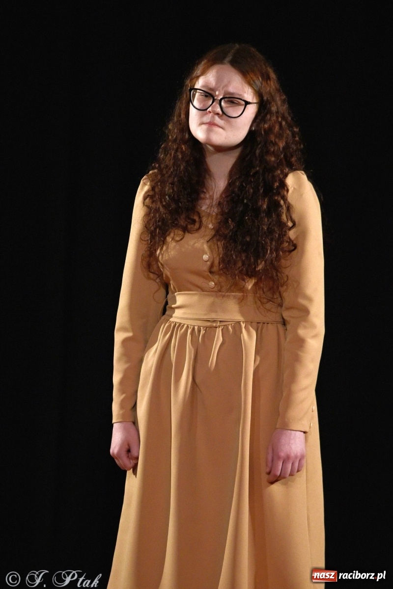 Zdjęcie w galerii na portalu naszraciborz.pl: Podium dla dwóch raciborzanek. 67. Ogólnopolski Konkurs Recytatorski w Strzesze wiadomości z regionu