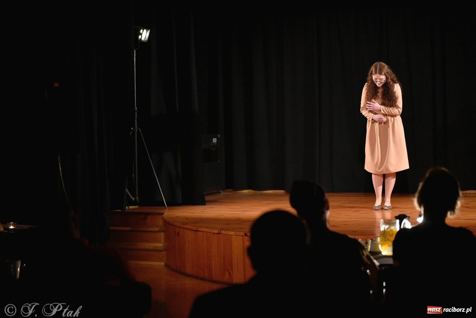 Zdjęcie w galerii na portalu naszraciborz.pl: Podium dla dwóch raciborzanek. 67. Ogólnopolski Konkurs Recytatorski w Strzesze wiadomości z regionu