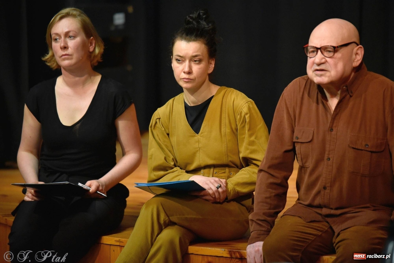 Zdjęcie w galerii na portalu naszraciborz.pl: Podium dla dwóch raciborzanek. 67. Ogólnopolski Konkurs Recytatorski w Strzesze wiadomości z regionu