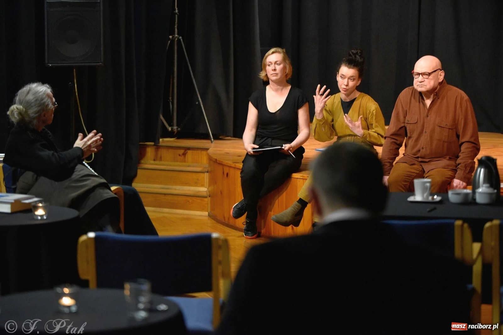 Zdjęcie w galerii na portalu naszraciborz.pl: Podium dla dwóch raciborzanek. 67. Ogólnopolski Konkurs Recytatorski w Strzesze wiadomości z regionu