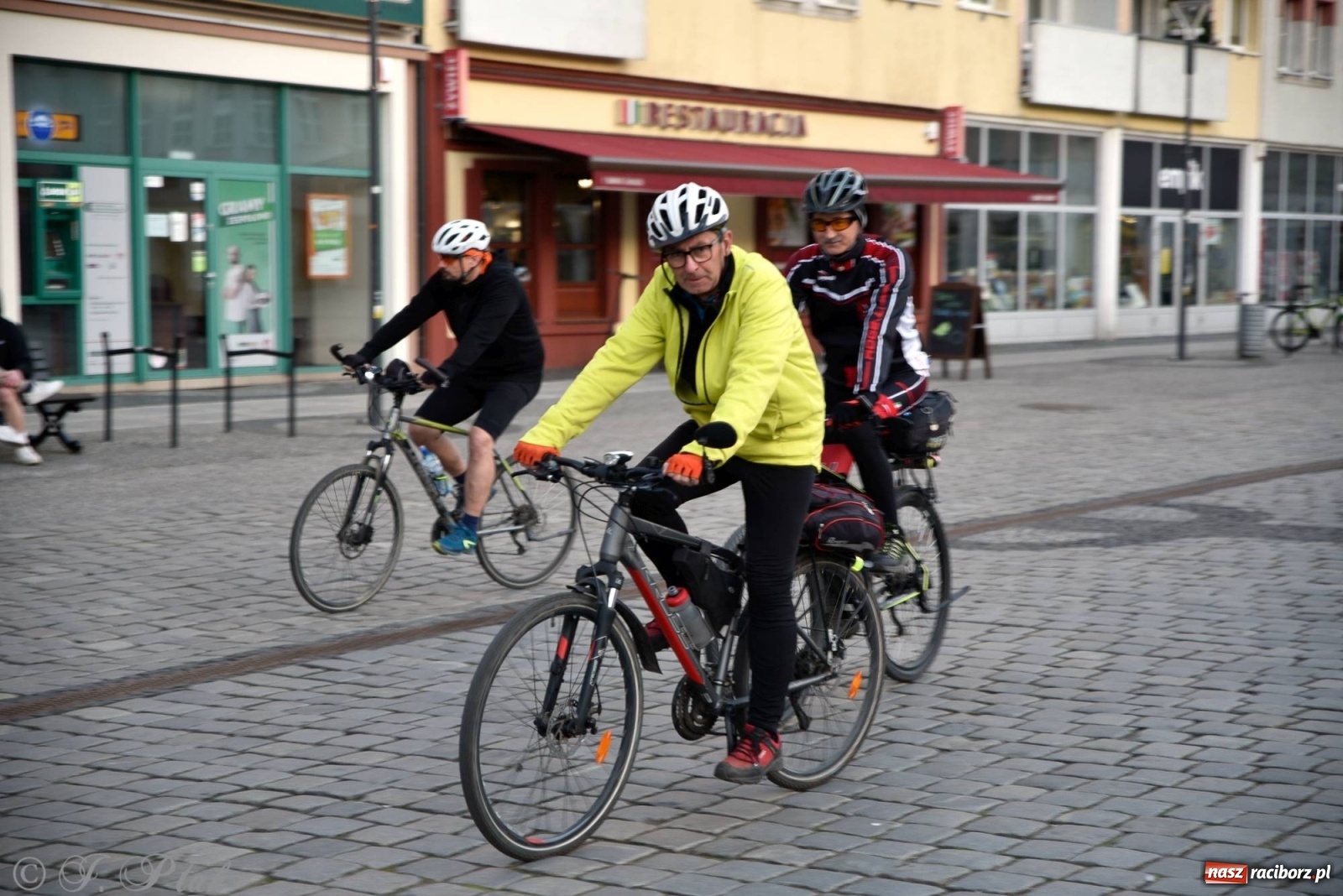 Zdjęcie w galerii na portalu naszraciborz.pl: Rower to power i wiosenna raciborska nocka rowerowa [FOTO] wiadomości z regionu