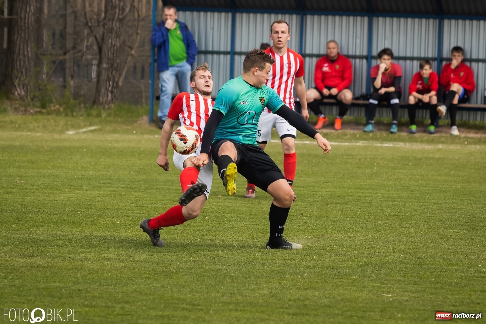 Zdjęcie w galerii na portalu naszraciborz.pl: Owsiszcze znów zwycięskie. Passa rezerw Gorzyc przerwana [FOTO] wiadomości z regionu