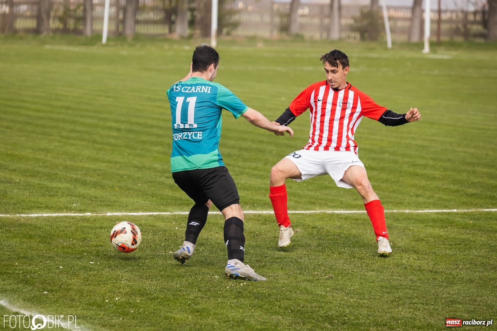 Zdjęcie w galerii na portalu naszraciborz.pl: Owsiszcze znów zwycięskie. Passa rezerw Gorzyc przerwana [FOTO] wiadomości z regionu
