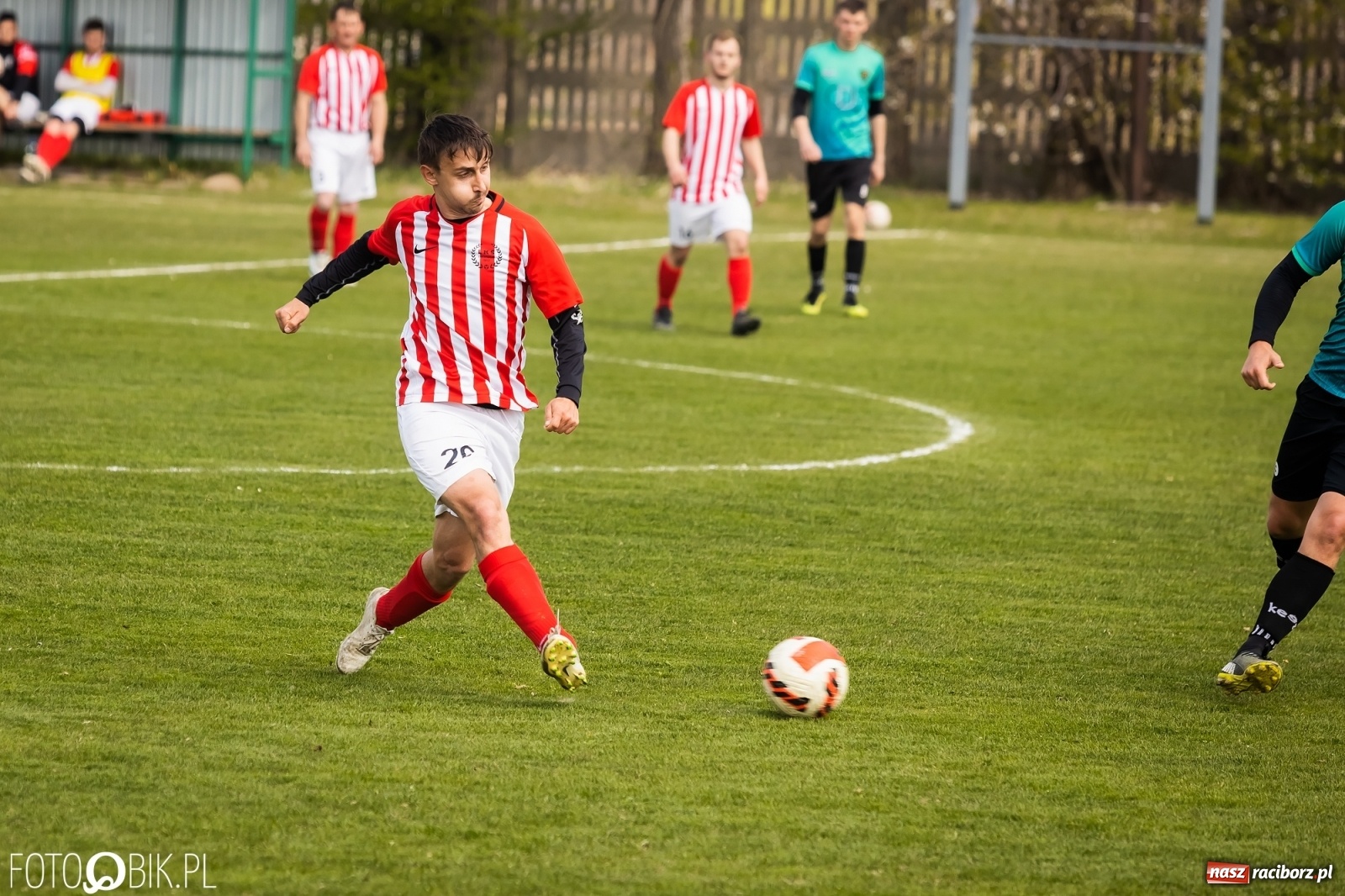 Zdjęcie w galerii na portalu naszraciborz.pl: Owsiszcze znów zwycięskie. Passa rezerw Gorzyc przerwana [FOTO] wiadomości z regionu